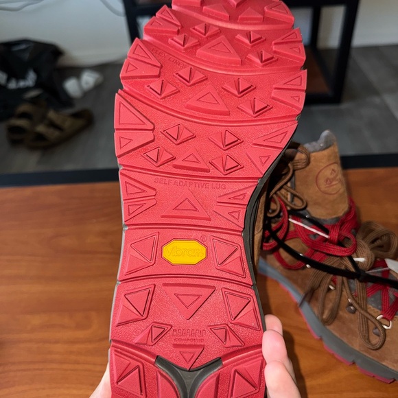 Men's Danner 4.5" Mountain 600 Waterproof Boots - Picture 8 of 16